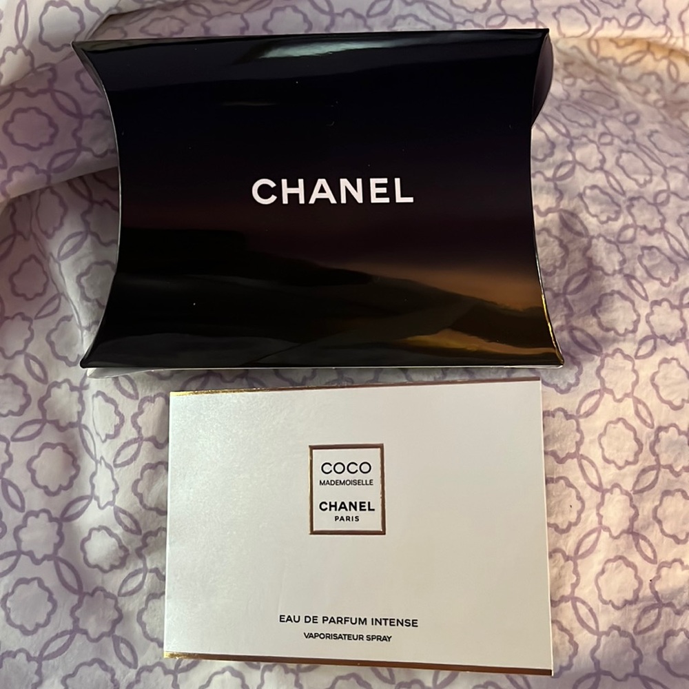 Coco Chanel powder puff and temporary tattoos